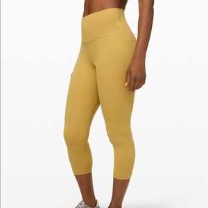 TRADE DO NOT BUY Lululemon Align Crop